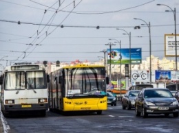 Пассажиры будут ездить в транспорте Киева не более 45 минут