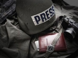 Журналисты ежедневно выезжают на передовую для фиксации соблюдения перемирия, - Стельмах
