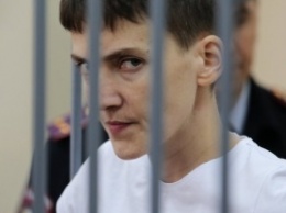 Украина не должна признавать вину Савченко ради ее спасения