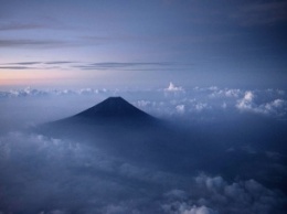 Власти Японии собрались ограничить посещение горы Фудзи