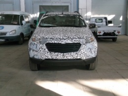В Сети появились шпионские фото Chevrolet Niva второго поколения