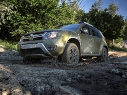 Renault Duster в России оснастили системой Renault Start