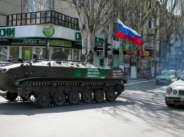 Имитация отвода техники боевиков под Луганском