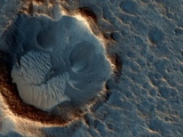 NASA показало снимки тех регионов Марса, где снимался «Марсианин»