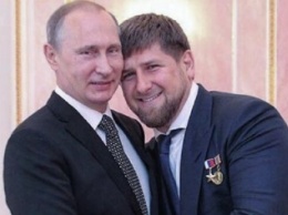 Рамзан Кадыров с "Ночными волками" устроил мотопробег в честь дня рождения Владимира Путина