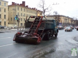 Петербург пополнил запасы песка и соли для зимней уборки дорог