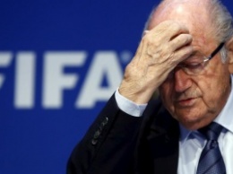 Глава ФИФА отстранен от должности
