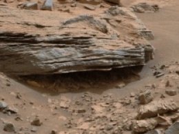 Ученые: На Марсе обнаружены следы древних озер