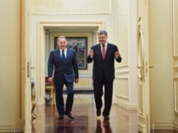 Порошенко и Назарбаев подписали план сотрудничества Украины и Казахстана