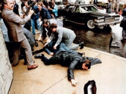 В США скончался агент секретной службы, спасший Рональда Рейгана от покушения в 1981 году