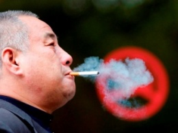 Ученые: В Китае каждый третий мужчина умрет от курения
