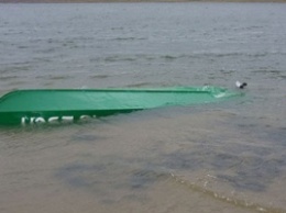 В Днепропетровской обл. из-за перевернувшейся лодки утонул молодой рыбак