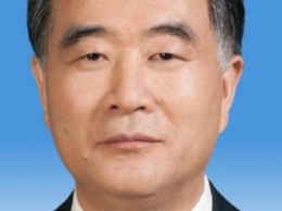 Вице-премьеру Госсовета Китая подарили YotaPhone