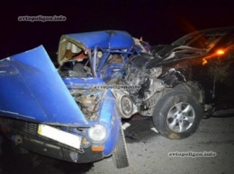 ДТП на Житомирщине: Toyota Land Cruiser протаранил ВАЗ-2101 - погибли шесть человек. ФОТО