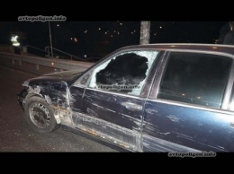 ДТП в Киеве: на Победы девушка на Mazda сбила насмерть водителя Mercedes. ФОТО