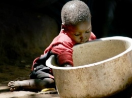 Эксперты: Каждый четвертый ребенок в мире страдает от недоедания