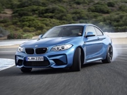 Компания BMW презентовала компактное купе M2