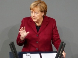 Меркель: Кризис с беженцами - историческое испытание для Европы