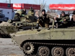 Боевики концентрируют возле линии разграничения свою артиллерию - Тымчук
