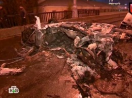 В Москве Ferrari с 17-летним водителем протаранила авто и загорелась