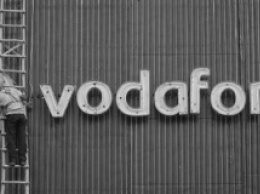 В Украине МТС будет работать под брендом Vodafone