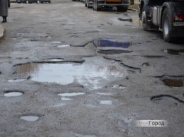 Распределять средства на ремонт дорог должны на местах, а не из центра, - Валерий Бедный