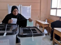 Первый день выборов в парламент Египта прошел с низкой явкой