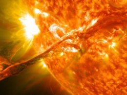 В NASA показали уникальное видео взрыва на Солнце (ВИДЕО)