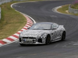 Jaguar вывел на тесты "заряженную" версию F-Type