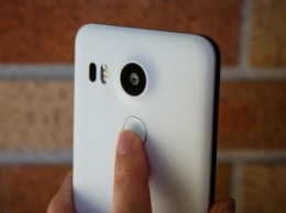 Google Nexus 5X появился на прилавках в странах «первой волны»