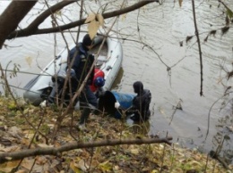 В Прикамье спасатели ищут бочку с телом убитого мужчины