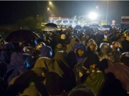 Хорватия открыла для мигрантов свою границу с Сербией