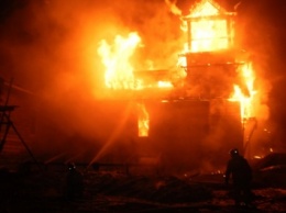 В поселке "Красный партизан" на оккупированной территории Донбасса сгорела церковь