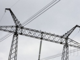 Неизвестные возле Чонгара взорвали две электроопоры, которые подают электричество в Крым