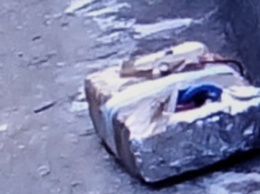 В Мариуполе нашли коробку с муляжом взрывного устройства