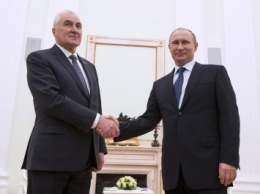 Глава Южной Осетии намерен провести референдум о присоединении к России