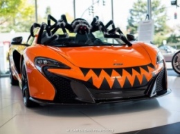 Суперкар McLaren превратили в страшную тачку для Хэллоуина