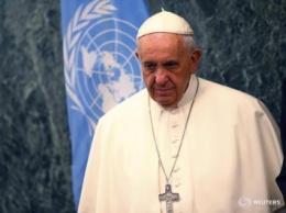 В Ватикане опровергли информацию о наличии у Папы Римского опухоли головного мозга