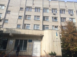 В Николаевском областном госпитале инвалиды войны уже месяц вынуждены обходится без лифта, на ремонт которого денег у них нет