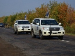 Миссия ОБСЕ зафиксировала свежие воронки от разрывов снарядов в Донбассе