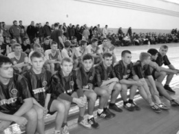 В николаевской "аграрке" студенты сразились в спортивных соревнованиях "Казацкие игры"