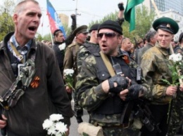 Украинская разведка докладывает: террористы не отводят технику в Донбассе
