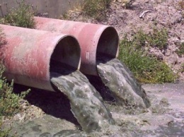 В милиции проверяют сообщение о сбросе сточных вод в Очакове – открыто уголовное дело