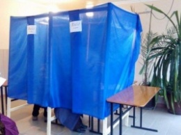 В Сумах на ряде участков не началось голосование, поскольку не установили кабинки, - "Опора"