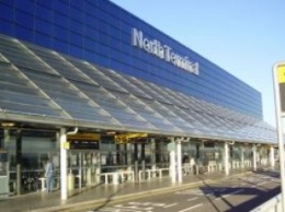 Великобритания: Аэропорт Гатвик за 12.5 фунтов проведет прилетевших туристов через «зеленый» коридор