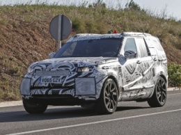 Land Rover Discovery 2017 впервые показался на шпионских фото