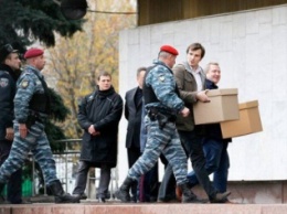 В Одессе в ТИК привезли протокол без цифр