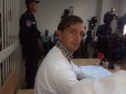 Суд продлил домашний арест для главы закарпатской "Свободы" Леонова
