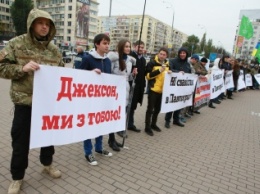 Жители Павлограда возмущены решением ЦИК не проводить второй тур в городе