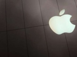 Apple собрала рекордную выручку в 2015 году